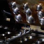 Otomatis 1.5kw Eggs Roll Produksi Line Memotong Tart Shell Mesin